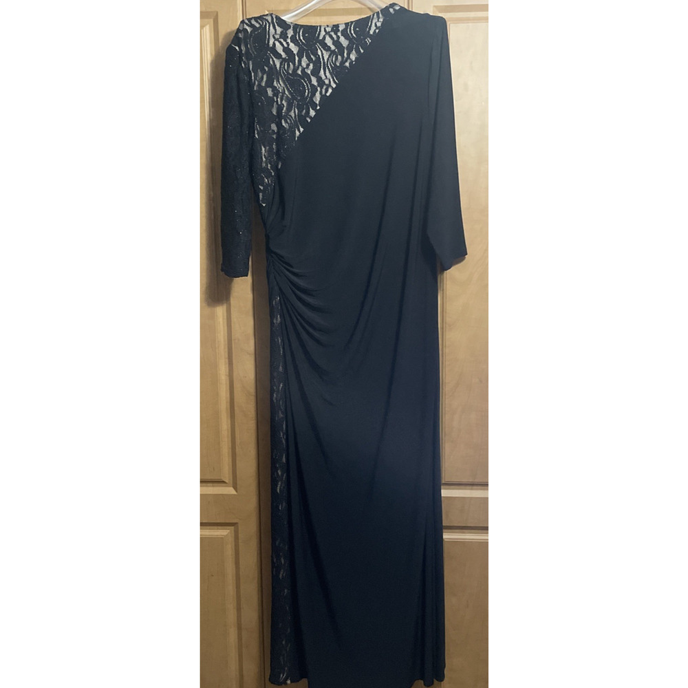 R&M Richards Black Stretch Formal Evening Dress Sz 20W - Picture 6 of 7